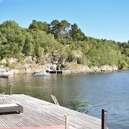 2 Bedroom Stunning In Forresfjorden Sorvag (Tysvaer)